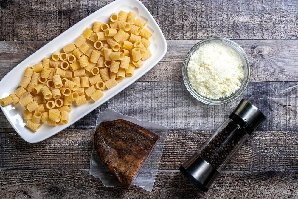 The four ingredients of pasta alla gricia.