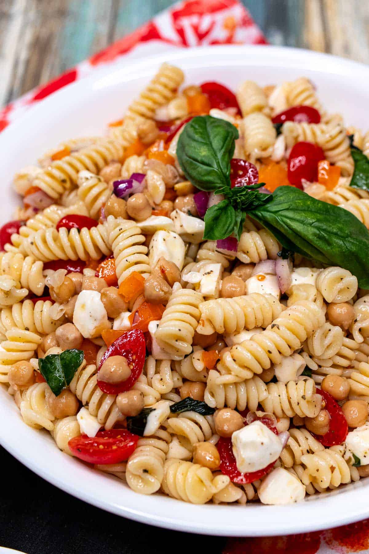 A large bowl of easy pasta salad with a lemon dressing.
